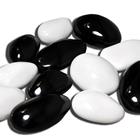 Камни белые и черные